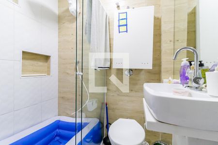 Casa à venda com 120m², 2 quartos e sem vaga Casa à venda com 120m², 2 quartos e sem vagaBanheiro