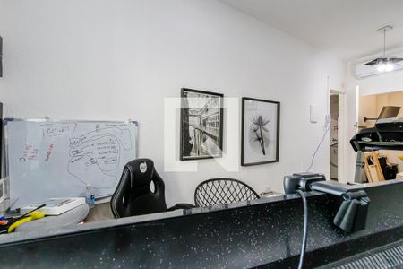 Casa à venda com 120m², 2 quartos e sem vaga Casa à venda com 120m², 2 quartos e sem vagaCloset e Escritório da Suíte