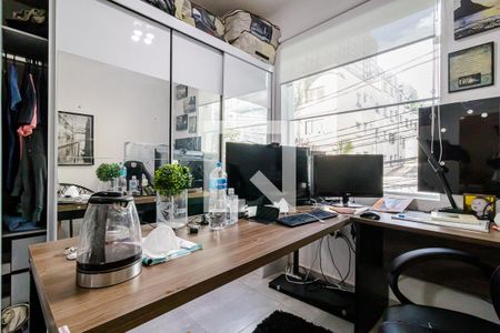 Casa à venda com 120m², 2 quartos e sem vaga Casa à venda com 120m², 2 quartos e sem vagaCloset e Escritório da Suíte