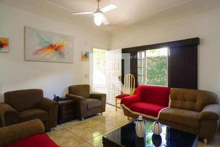 Sala de casa de condomínio para alugar com 4 quartos, 300m² em Barra da Tijuca, Rio de Janeiro