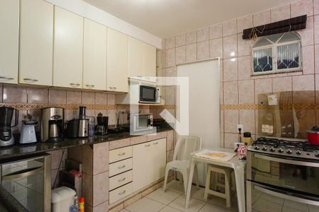 Casa de condomínio para alugar com 300m², 4 quartos e 1 vaga Casa de condomínio para alugar com 300m², 4 quartos e 1 vagaCozinha