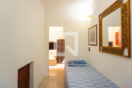 Sala de casa de condomínio para alugar com 4 quartos, 300m² em Barra da Tijuca, Rio de Janeiro
