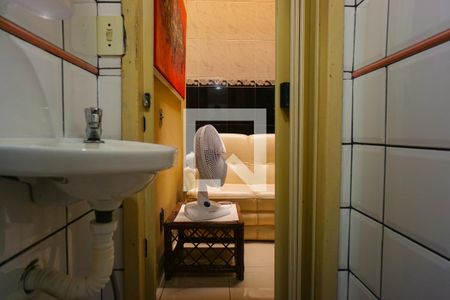 Casa de condomínio para alugar com 300m², 4 quartos e 1 vaga Casa de condomínio para alugar com 300m², 4 quartos e 1 vagaBanheiro da Suíte 1