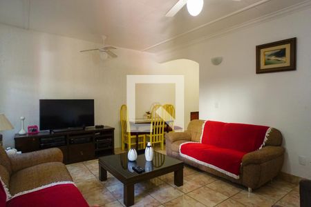 Sala de casa de condomínio para alugar com 4 quartos, 300m² em Barra da Tijuca, Rio de Janeiro