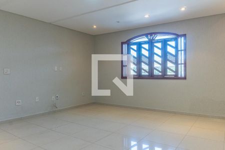Casa à venda com 580m², 7 quartos e 5 vagas Casa à venda com 580m², 7 quartos e 5 vagasCasa 1 - Sala de TV