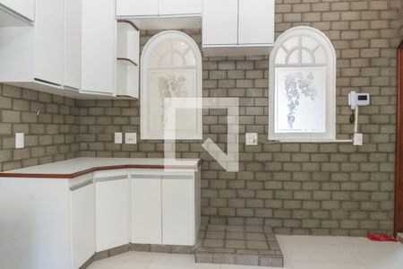 Casa à venda com 580m², 7 quartos e 5 vagas Casa à venda com 580m², 7 quartos e 5 vagasCasa 1 - Cozinha