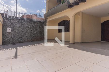 Casa à venda com 580m², 7 quartos e 5 vagas Casa à venda com 580m², 7 quartos e 5 vagasGaragem