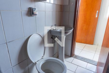Casa à venda com 580m², 7 quartos e 5 vagas Casa à venda com 580m², 7 quartos e 5 vagasCasa 2 - Banheiro da Suíte 3