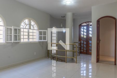 Casa à venda com 580m², 7 quartos e 5 vagas Casa à venda com 580m², 7 quartos e 5 vagasCasa 1 - Sala