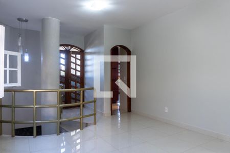 Casa à venda com 580m², 7 quartos e 5 vagas Casa à venda com 580m², 7 quartos e 5 vagasCasa 1 - Sala