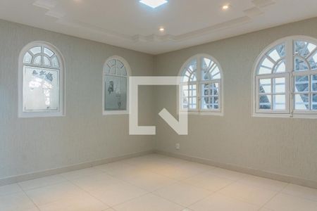 Casa à venda com 580m², 7 quartos e 5 vagas Casa à venda com 580m², 7 quartos e 5 vagasCasa 1 - Sala de Estar