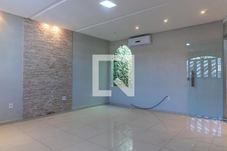 Casa à venda com 580m², 7 quartos e 5 vagas Casa à venda com 580m², 7 quartos e 5 vagasCasa 1 - Sala de TV
