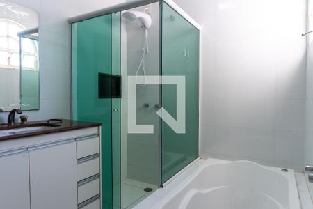 Casa à venda com 580m², 7 quartos e 5 vagas Casa à venda com 580m², 7 quartos e 5 vagasCasa 1 - Banheiro da Suíte Master