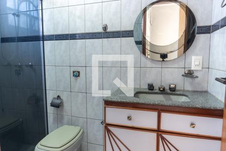 Casa à venda com 580m², 7 quartos e 5 vagas Casa à venda com 580m², 7 quartos e 5 vagasCasa 1 - Banheiro da Suíte 2