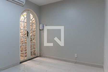 Casa à venda com 580m², 7 quartos e 5 vagas Casa à venda com 580m², 7 quartos e 5 vagasCasa 1 - Quarto 2
