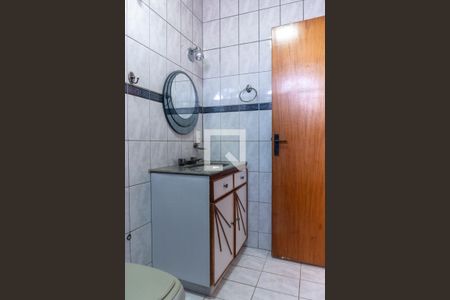 Casa à venda com 580m², 7 quartos e 5 vagas Casa à venda com 580m², 7 quartos e 5 vagasCasa 1 - Banheiro da Suíte 2
