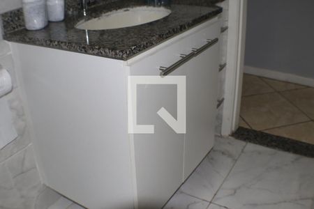 Casa à venda com 199m², 3 quartos e 1 vagaBanheiro Social