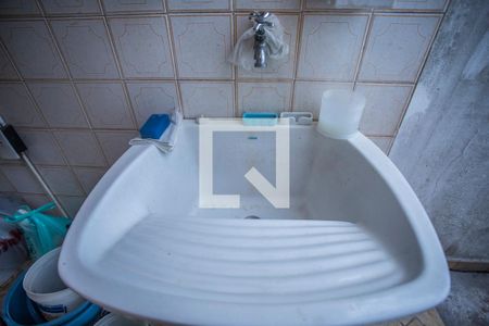 Casa à venda com 100m², 3 quartos e 1 vaga Casa à venda com 100m², 3 quartos e 1 vagaÁrea de Serviço - Torneira