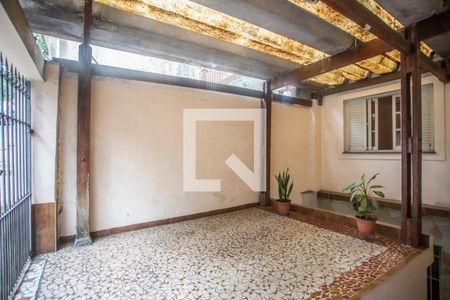 Casa à venda com 100m², 3 quartos e 1 vaga Casa à venda com 100m², 3 quartos e 1 vagaGaragem