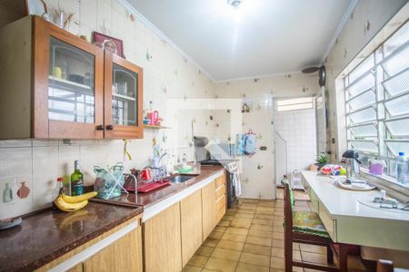 Casa à venda com 100m², 3 quartos e 1 vaga Casa à venda com 100m², 3 quartos e 1 vagaCozinha - Armários