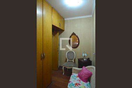 Closet de casa à venda com 3 quartos, 180m² em Vila Carlos de Campos, São Paulo
