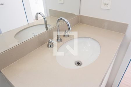 Apartamento para alugar com 105m², 3 quartos e 2 vagasDetalhe do Banheiro da Suite