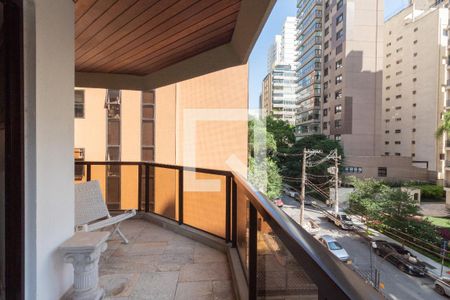 Varanda de apartamento à venda com 3 quartos, 196m² em Jardim Paulista, São Paulo