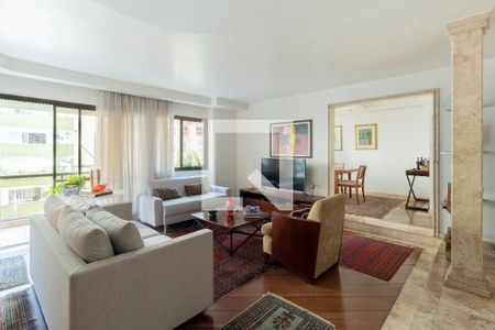 Sala de apartamento à venda com 3 quartos, 196m² em Jardim Paulista, São Paulo