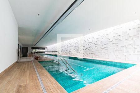 Studio à venda com 38m², 1 quarto e sem vaga Studio à venda com 38m², 1 quarto e sem vagaPiscina