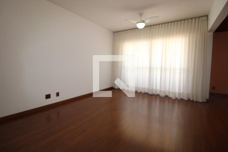Sala de apartamento para alugar com 3 quartos, 114m² em Cambuí, Campinas