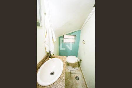 Lavabo de casa para alugar com 2 quartos, 148m² em Vila Zat, São Paulo
