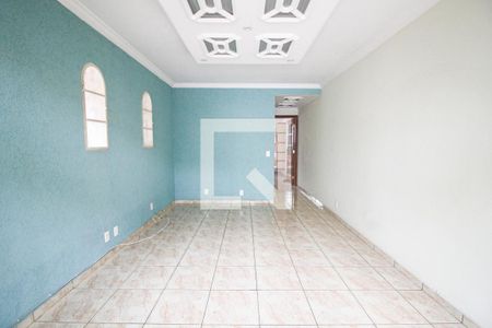 Casa para alugar com 2 quartos, 148m² em Vila Zat, São Paulo