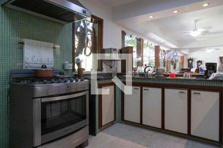 Casa à venda com 1200m², 7 quartos e 17 vagas Casa à venda com 1200m², 7 quartos e 17 vagasCozinha 1