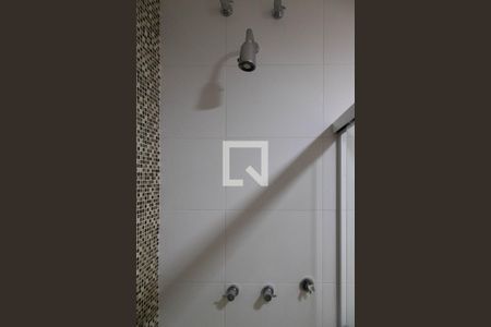 Casa à venda com 1200m², 7 quartos e 17 vagas Casa à venda com 1200m², 7 quartos e 17 vagasBanheiro social