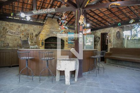 Casa à venda com 1200m², 7 quartos e 17 vagas Casa à venda com 1200m², 7 quartos e 17 vagasChurrasqueira