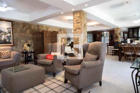 Sala 1 de casa à venda com 7 quartos, 1200m² em Recreio dos Bandeirantes, Rio de Janeiro