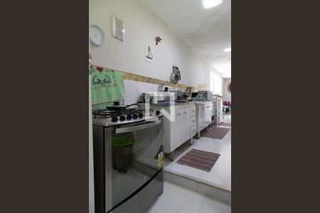 Casa à venda com 1200m², 7 quartos e 17 vagas Casa à venda com 1200m², 7 quartos e 17 vagasCozinha 4