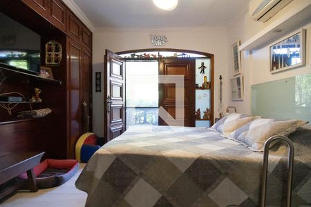 Casa à venda com 1200m², 7 quartos e 17 vagas Casa à venda com 1200m², 7 quartos e 17 vagasSuíte 1