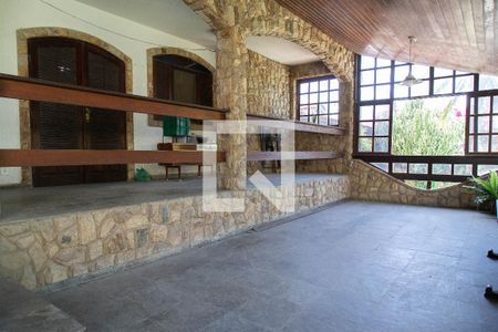 Casa à venda com 1200m², 7 quartos e 17 vagas Casa à venda com 1200m², 7 quartos e 17 vagasVaranda suíte 4