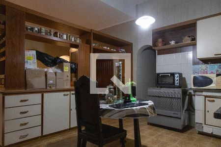 Casa à venda com 1200m², 7 quartos e 17 vagas Casa à venda com 1200m², 7 quartos e 17 vagasCozinha 3