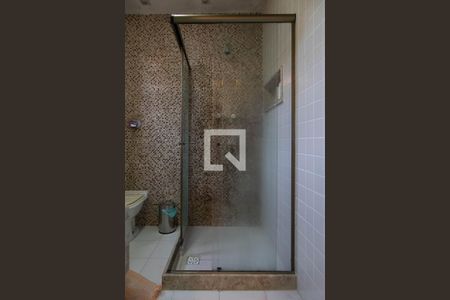 Casa à venda com 1200m², 7 quartos e 17 vagas Casa à venda com 1200m², 7 quartos e 17 vagasBanheiro suíte 2