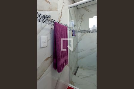 Apartamento à venda com 196m², 4 quartos e 4 vagasBanheiro suíte 2