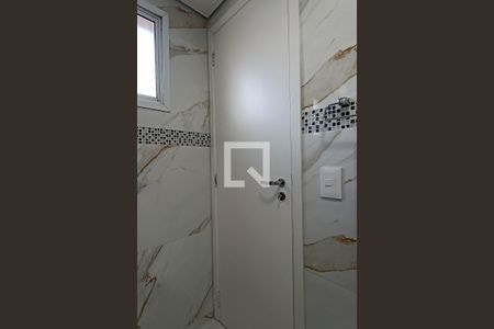 Apartamento à venda com 196m², 4 quartos e 4 vagasBanheiro suíte 2