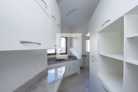 Apartamento à venda com 85m², 3 quartos e 2 vagasCozinha