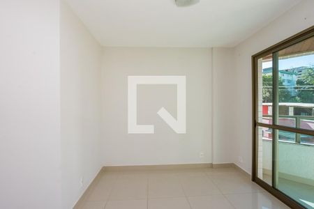 Sala 2 de apartamento à venda com 3 quartos, 85m² em Grajaú, Belo Horizonte