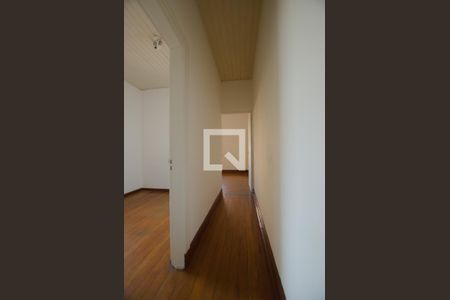 Corredor de casa para alugar com 2 quartos, 75m² em Cambuci, São Paulo