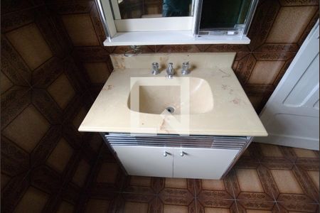 Casa para alugar com 75m², 2 quartos e sem vaga Casa para alugar com 75m², 2 quartos e sem vagaBanheiro