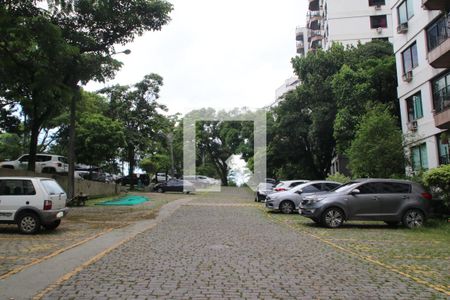 Apartamento para alugar com 85m², 3 quartos e 1 vagaÁrea comum 