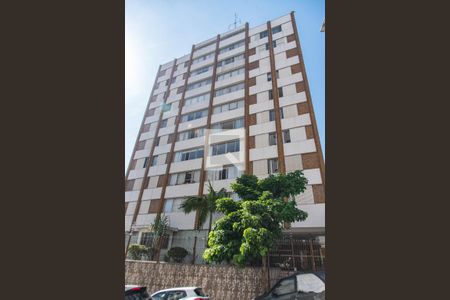 Apartamento à venda com 120m², 3 quartos e 2 vagasFachada