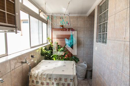 Apartamento à venda com 120m², 3 quartos e 2 vagasÁrea de serviço